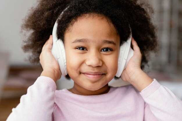 Причины черной серы в ушах у ребенка